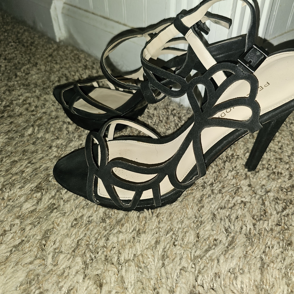 Pelle Moda Black Cutout Heels